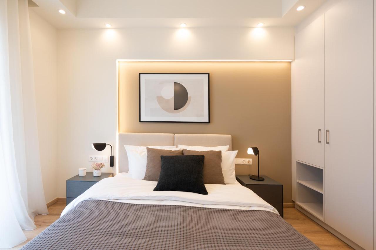 Newly Renovated 2 Bedroom Apartment, 5Min To Metro 雅典 外观 照片